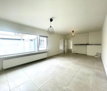 Appartement te huur - Foto 2