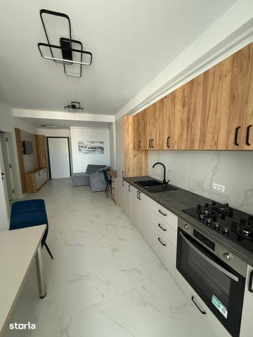 Intrare Obcini - Microapartament cu 2 camere semidecomandate. - Fotografie 4