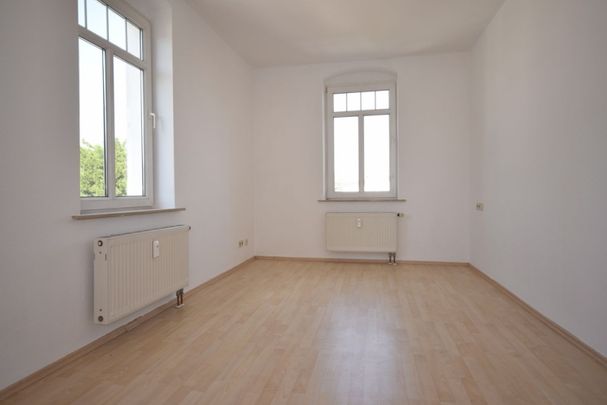 3-Raum Wohnung in Chemnitz • Dusche • neues Laminat• Rottluff • Stellplatz • jetzt schnell anrufen - Foto 1