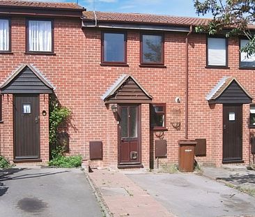 2 bedroom terraced house to rent - Photo 3