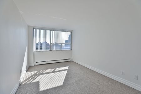 3 Bedrooms - Photo 4