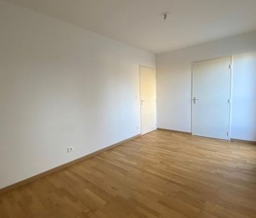 Appartement - T4 - CHATILLON SUR CHALARONNE - Photo 4