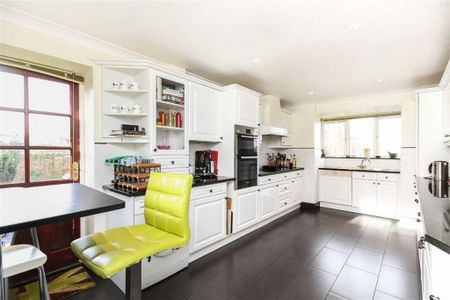 4 bedroom house to rent - Photo 2