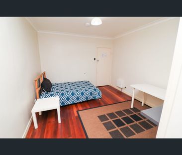 7 High Street, Highgate Hill, Qld 4101 - Photo 1