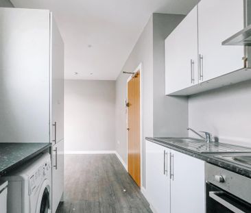 Studio to rent - Photo 3