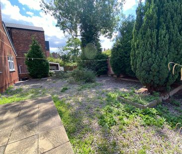 House share to rent on - Photo 6