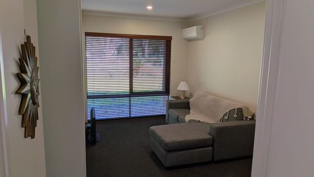 Baldivis - Photo 1