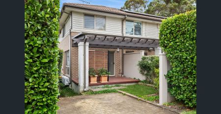 Modern Townhouse in Prime Location - Photo 3