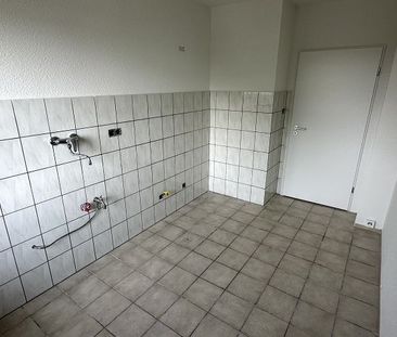 BEZUGSFREIE, FRISCH RENOVIERTE 4 ZIM.-WOHNUNG MIT BALKON IM HERZEN VON LANK-LATUM - Foto 1