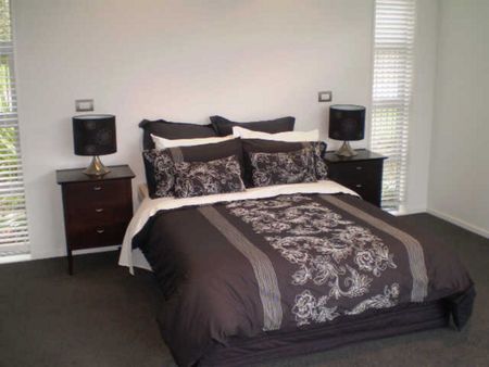 12 John Campbell Crescent, Addington - Photo 3