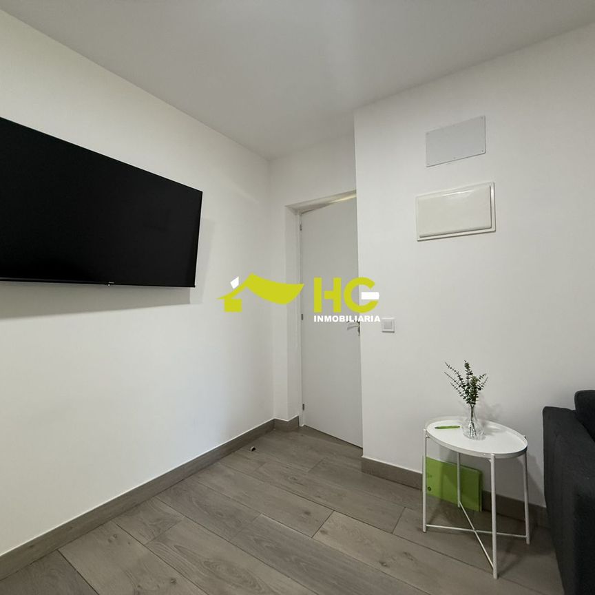 Alquiler Estudio en Urbanización - El Bosque, Villaviciosa De Odón - Photo 1