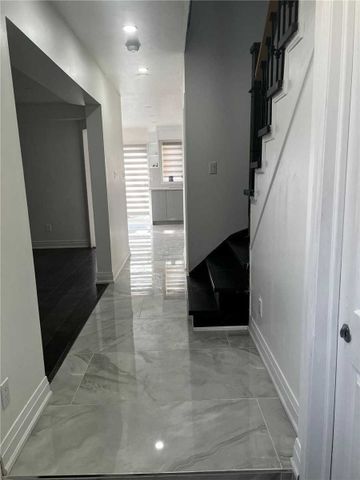 For Lease - 7626 Black walnut Trail, Mississauga, Ontario - Photo 2