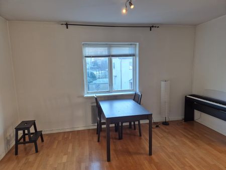 Cedervägen, Sollentuna - Photo 2