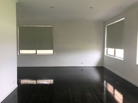 Comfortable 3 Bedroom Family Home - Photo 4