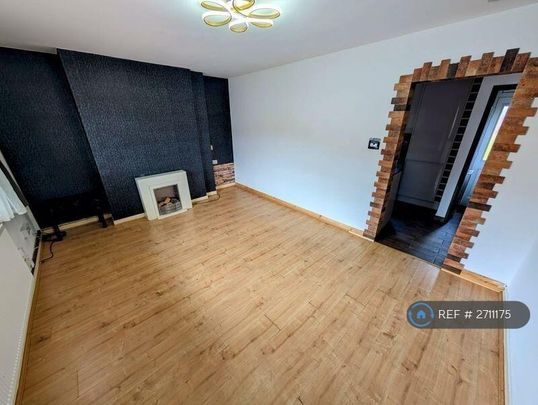 2 bedroom semi-detached house to rent - Photo 1