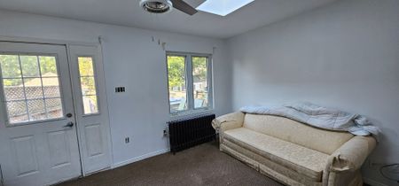 For Lease - 72 Eleventh Street Unit# Main Floor, Toronto, Ontario - Photo 2