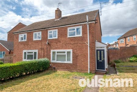 3 bedroom semi-detached house to rent - Photo 2