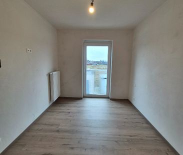 Halfopen BEN-woning met garage en 3 slaapkamers - Photo 3