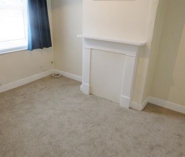 Derby Road, Southampton - Photo 5