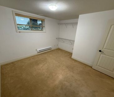 Cozy Suite in Central Abbotsford - Photo 2