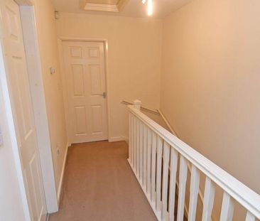 2 bedroom semi-detached house to rent - Photo 6
