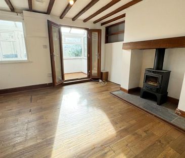 2 bedroom terraced house to rent - Photo 2