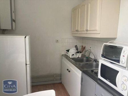 Location Appartement 1 pièce 30m² ST ETIENNE 42000 - Photo 3