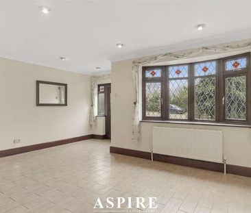 Pound Lane, Bowers Gifford, Basildon, SS13 - Photo 5