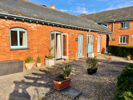 2 bedroom Two Bedroom Property to rent - Photo 4