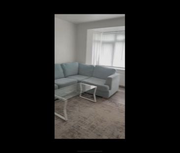 Room in a Shared House, Amberton Creaent, LS8 - Photo 4