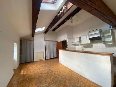 Location Appartement 3 pièces 52m² PRIVAS 07000 - Photo 2