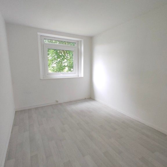 Location Appartement 4 pièces 66m² MONT ST AIGNAN 76130 - Photo 1