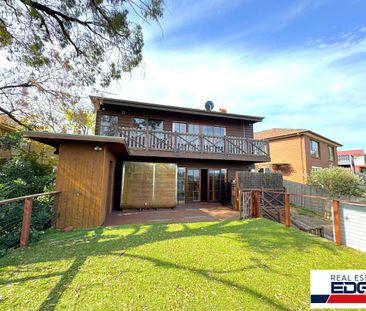 55 Newman Crescent, Niddrie, Vic 3042 - Photo 2