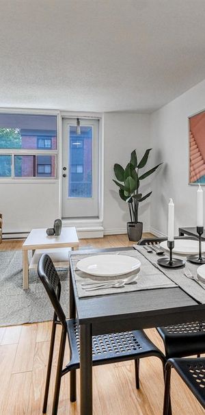 2 Bedroom - 2200 Avenue Chapdelaine, Quebec - Photo 1