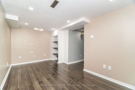 For Lease - 6835 Dillingwood Drive, Mississauga, Ontario - Photo 5