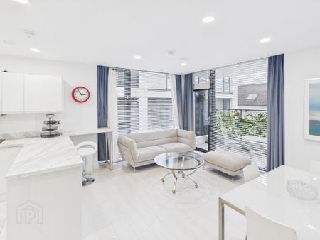 Apartment 5 124 High Street, Holywood, BT18 9HW - Photo 2