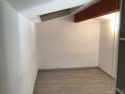 Location Appartement 1 pièce 52m² PUGET VILLE 83390 - Photo 2