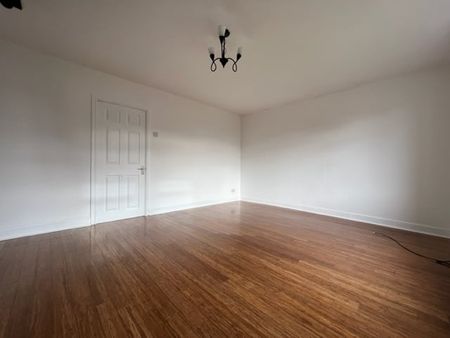 Highfield Park - Photo 5