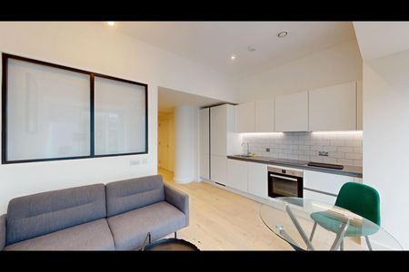 Studio Flat, Great West Road, TW8 - Photo 2