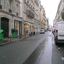 Logement à Paris, Location meublée - Photo 1