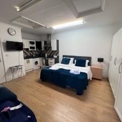 Studio Flat, Lowbrook Road, IG1 - Photo 3
