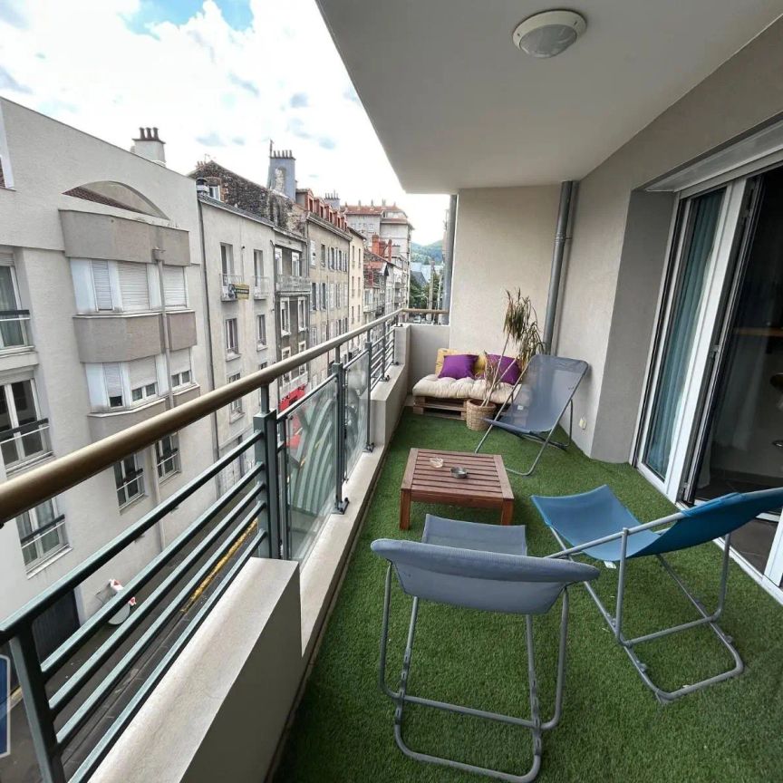 Appartement à louer 3 pièces 61m² - Photo 1