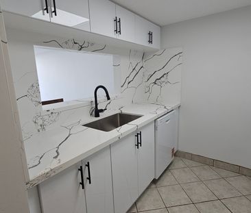 For Lease - 150 Alton Towers Circle Unit# 212, Toronto, Ontario - Photo 6