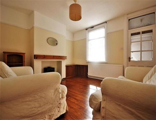 2 Bedroom Terraced To Let - Photo 1