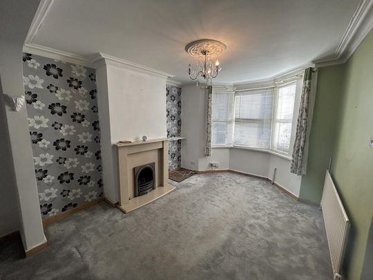 3 bedroom property to rent - Photo 1