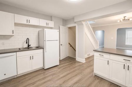 For Lease - 790 MARENTETTE, Windsor, Ontario - Photo 2