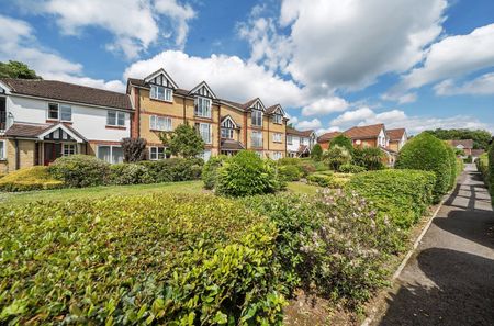 Morse Close, Harefield, Uxbridge, UB9 - Photo 2