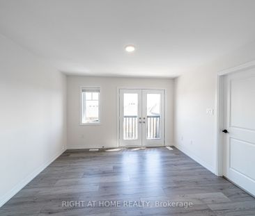 Townhouse For Lease | E8116326 - Photo 6