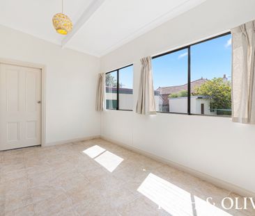 8 Tahlee St (rear), Burwood - Photo 3