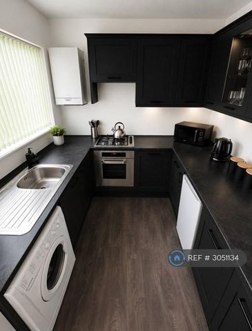 3 bedroom terraced house to rent - Photo 5